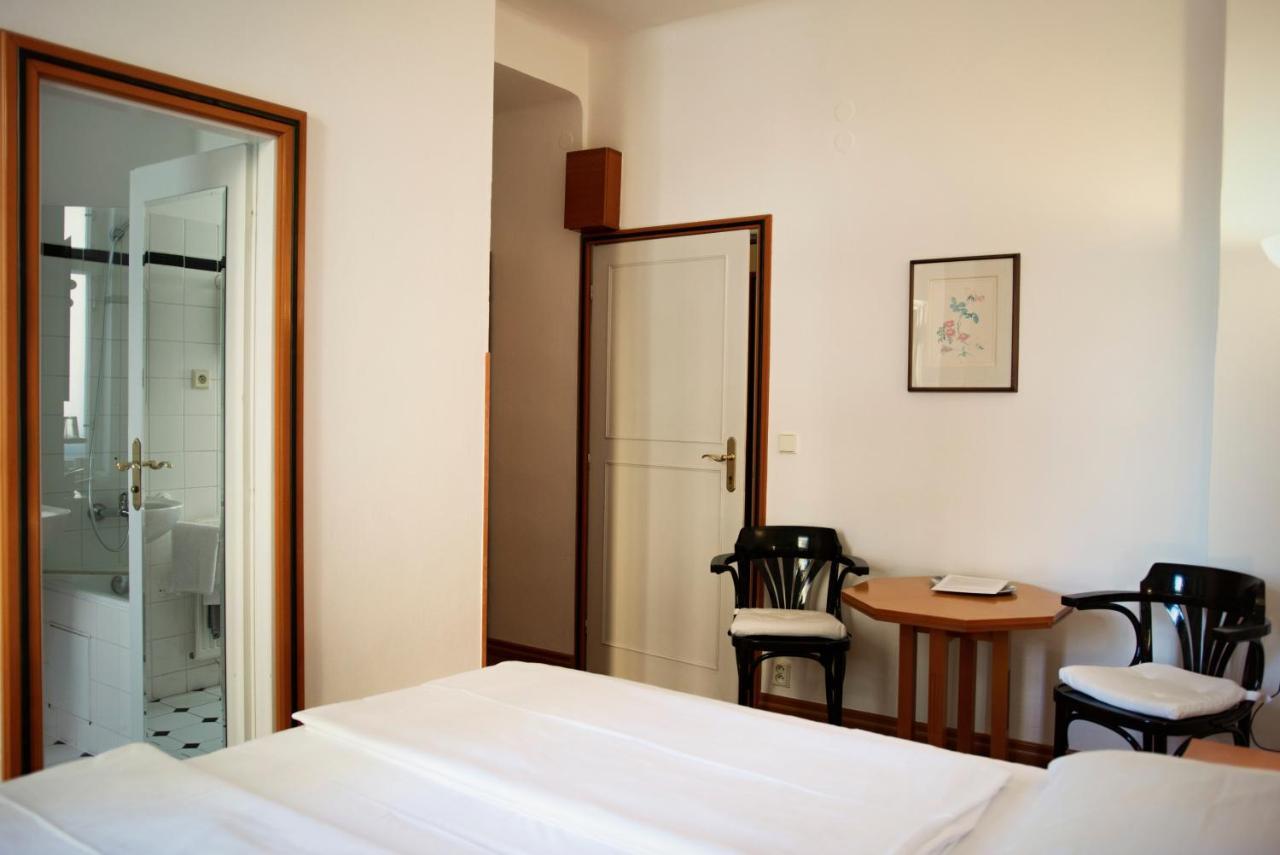 Vila Josefina Praha Exteriér fotografie